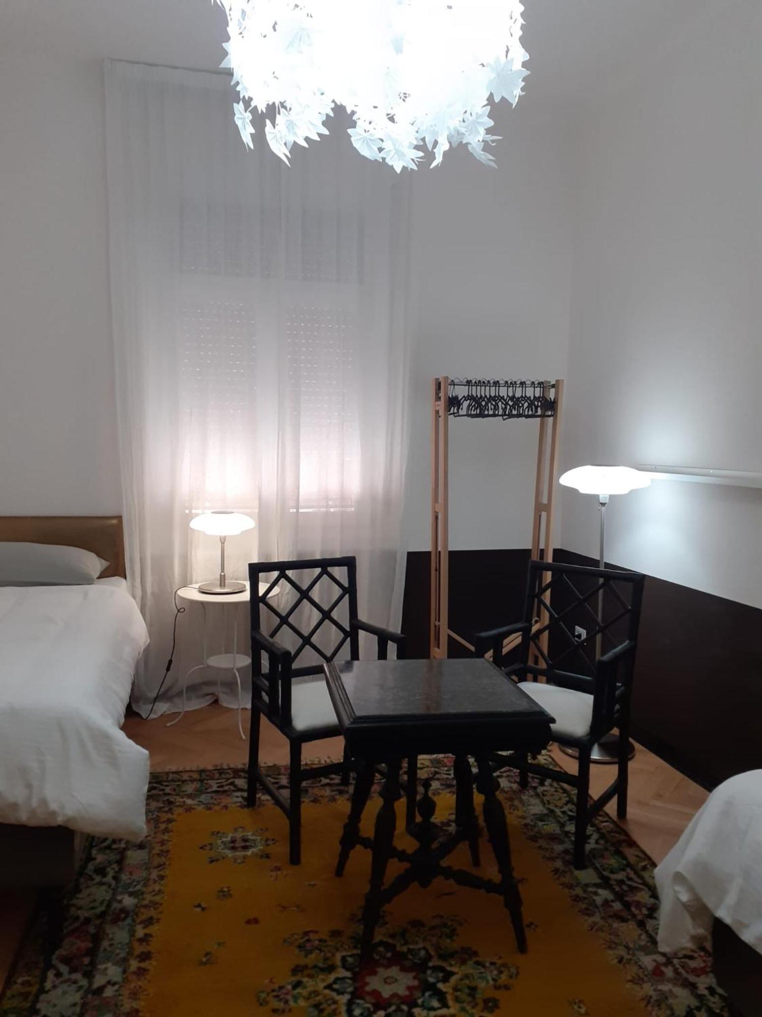 Apartamento La Casa Di Gatsby Lusso In Pieno Centro Con Parcheggio Gorizia Exterior foto